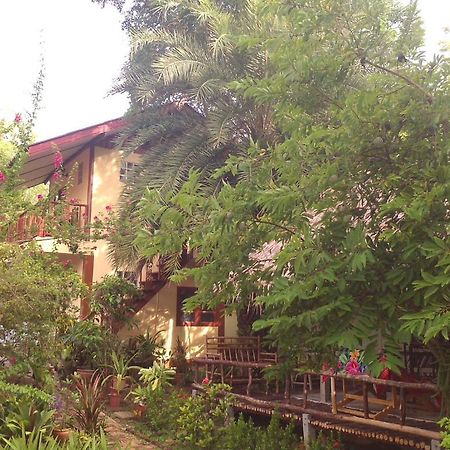 Ban Sabai Sabai Guest House Канчанабурі Екстер'єр фото