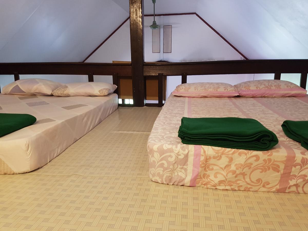 Ban Sabai Sabai Guest House Канчанабурі Екстер'єр фото